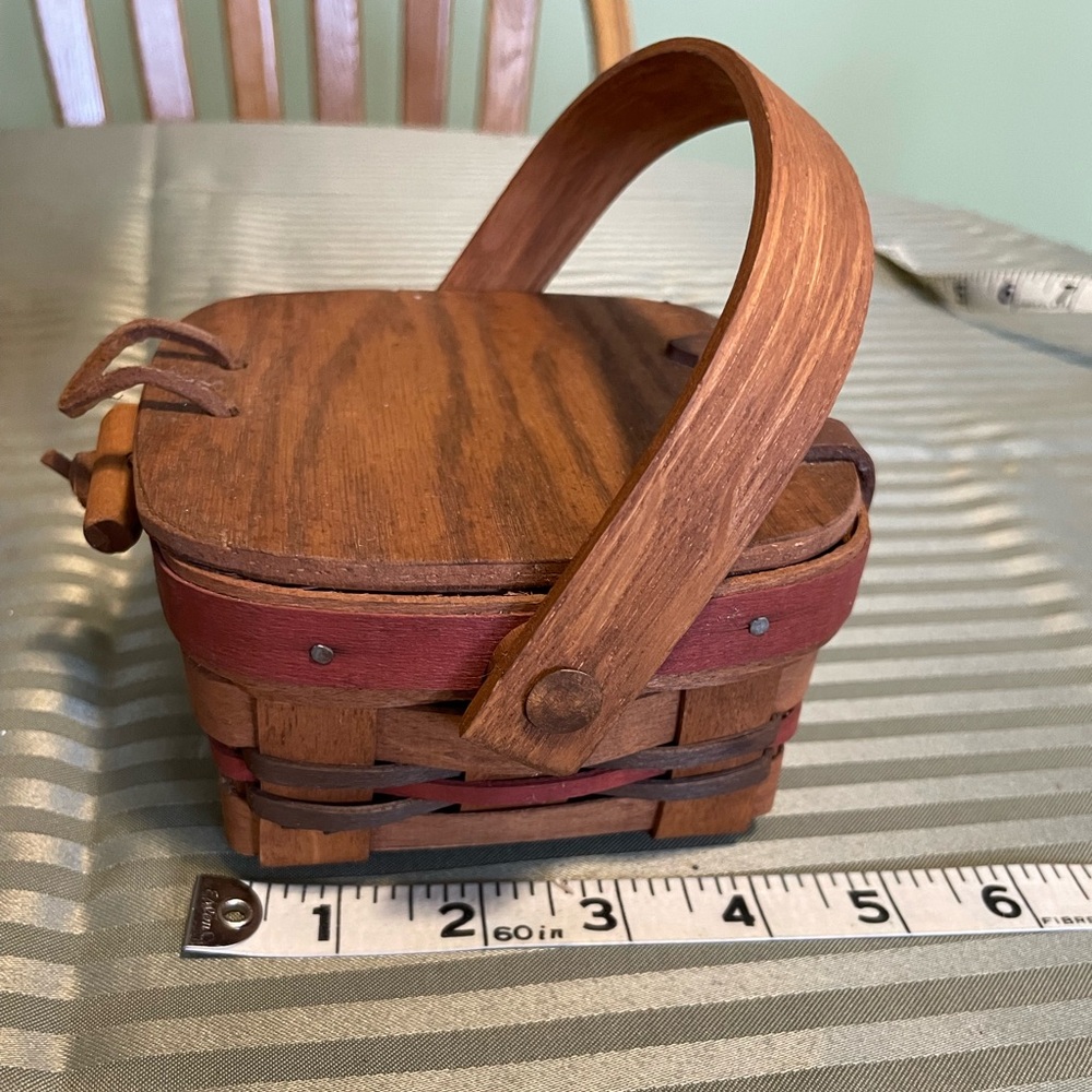 Longaberger Small Handwoven Wooden Basket Box with Red Accent - Picture 2 of 10